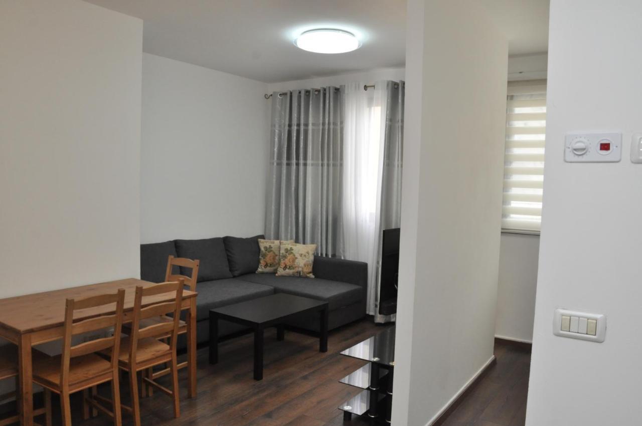 Star Apartments - Petah Tiqwa Petach Tikva Exteriör bild