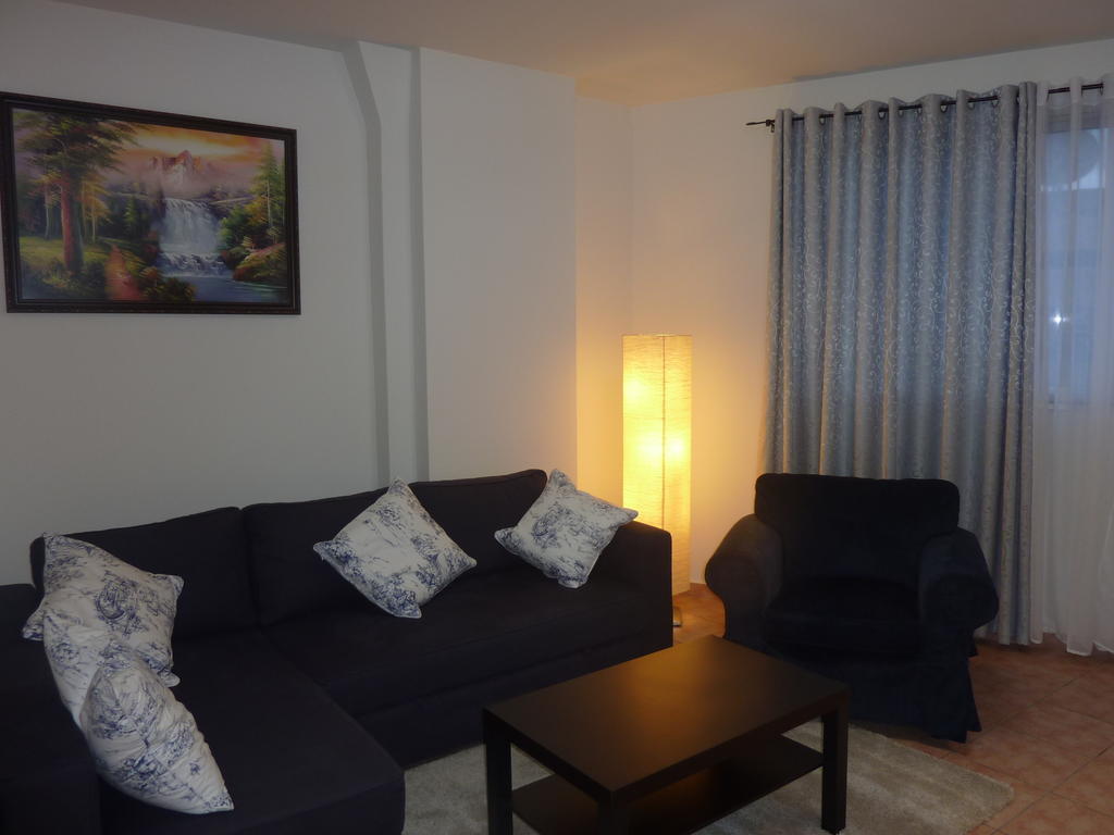 Star Apartments - Petah Tiqwa Petach Tikva Rum bild